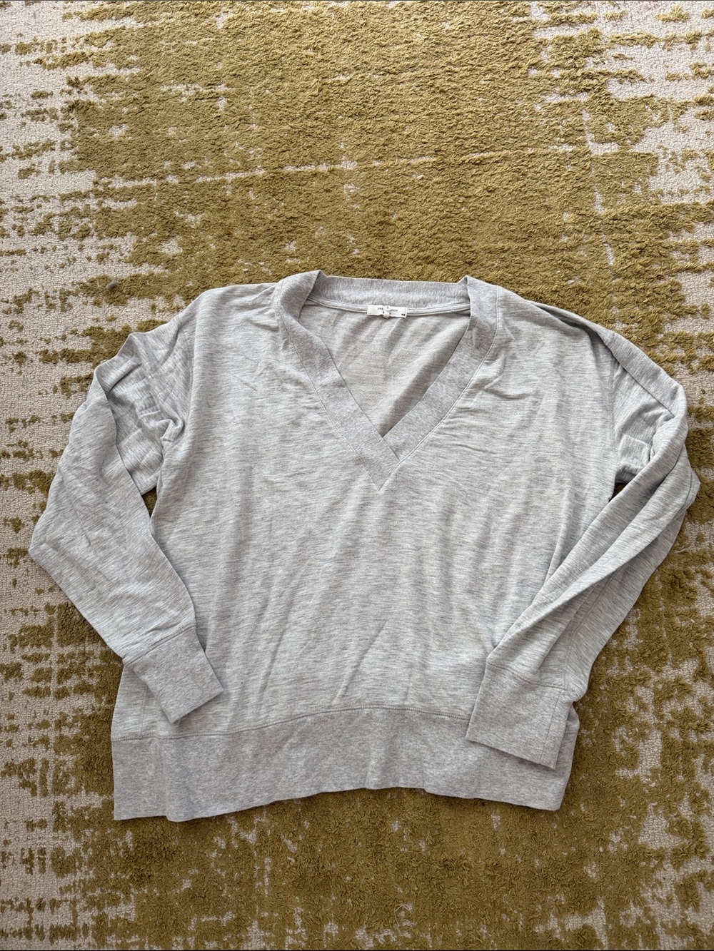 rag & bone Light Gray V-Neck Knit Sweater
